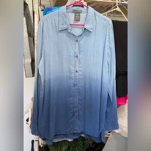 NWOT Chelsea & Theodore Blue Ombré Long Sleeve Shirt